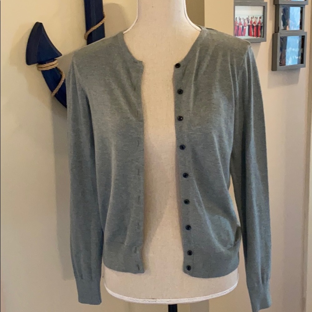 Women cardigan sweater
